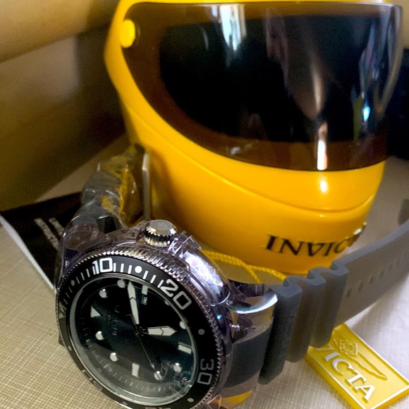 Other - HOST PICK NEW INVICTA mens watch with Helmet case
